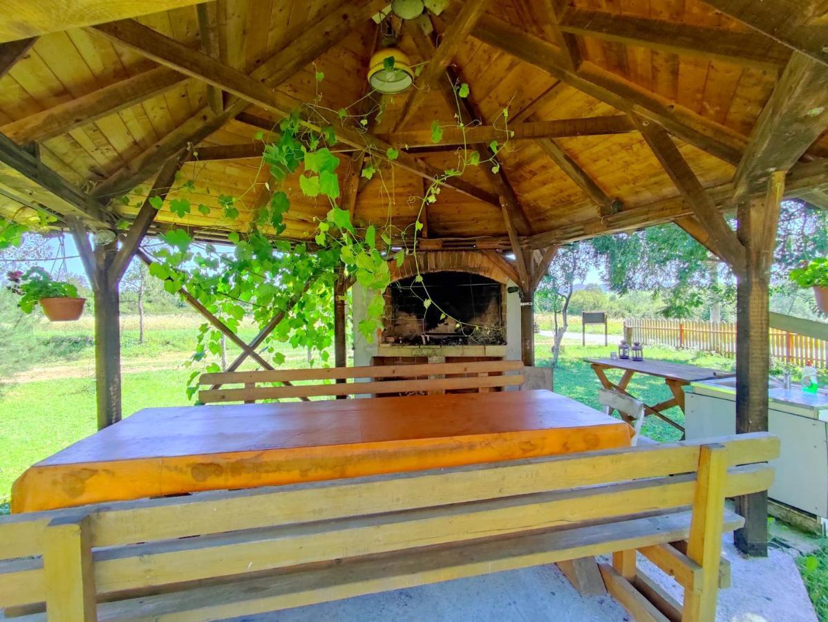 Apartments Eco Forest Resort Rakovica Exterior photo