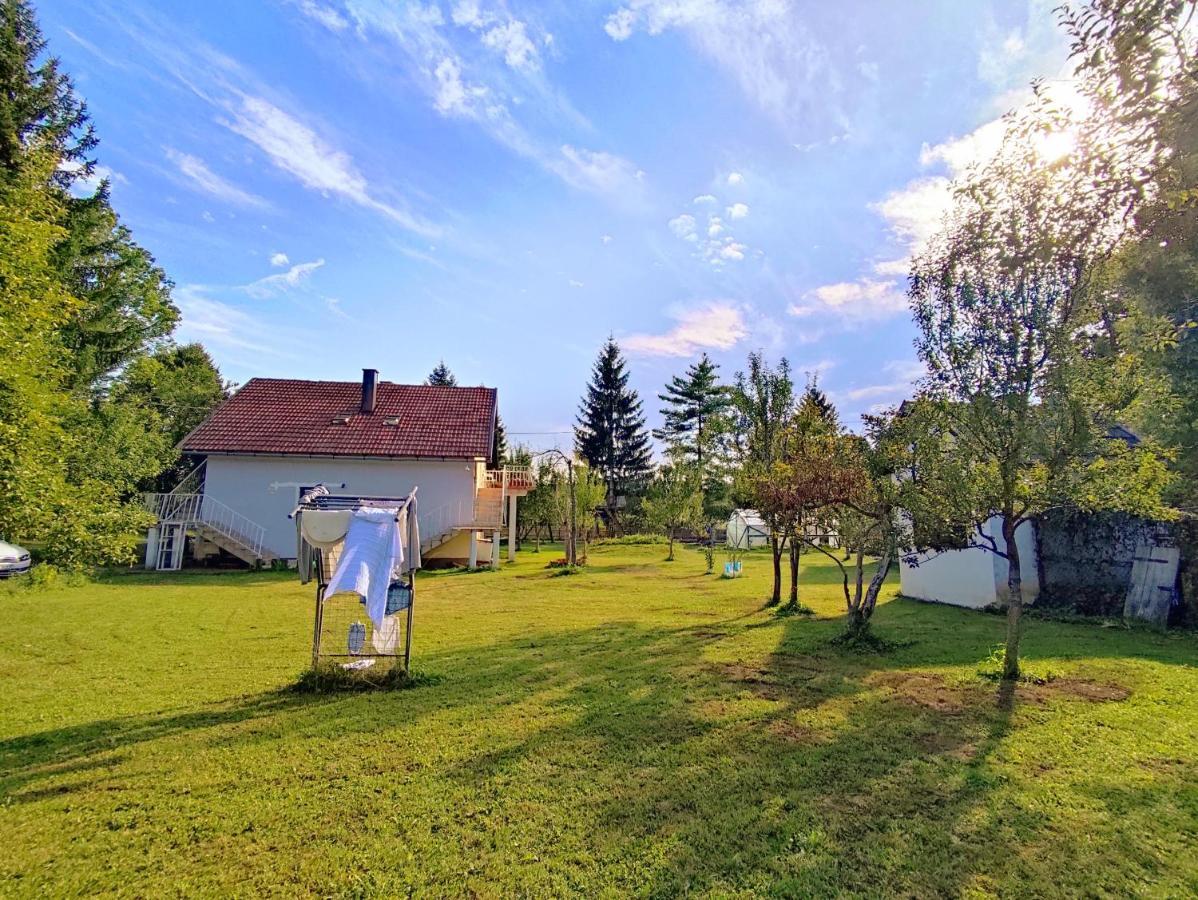 Apartments Eco Forest Resort Rakovica Exterior photo