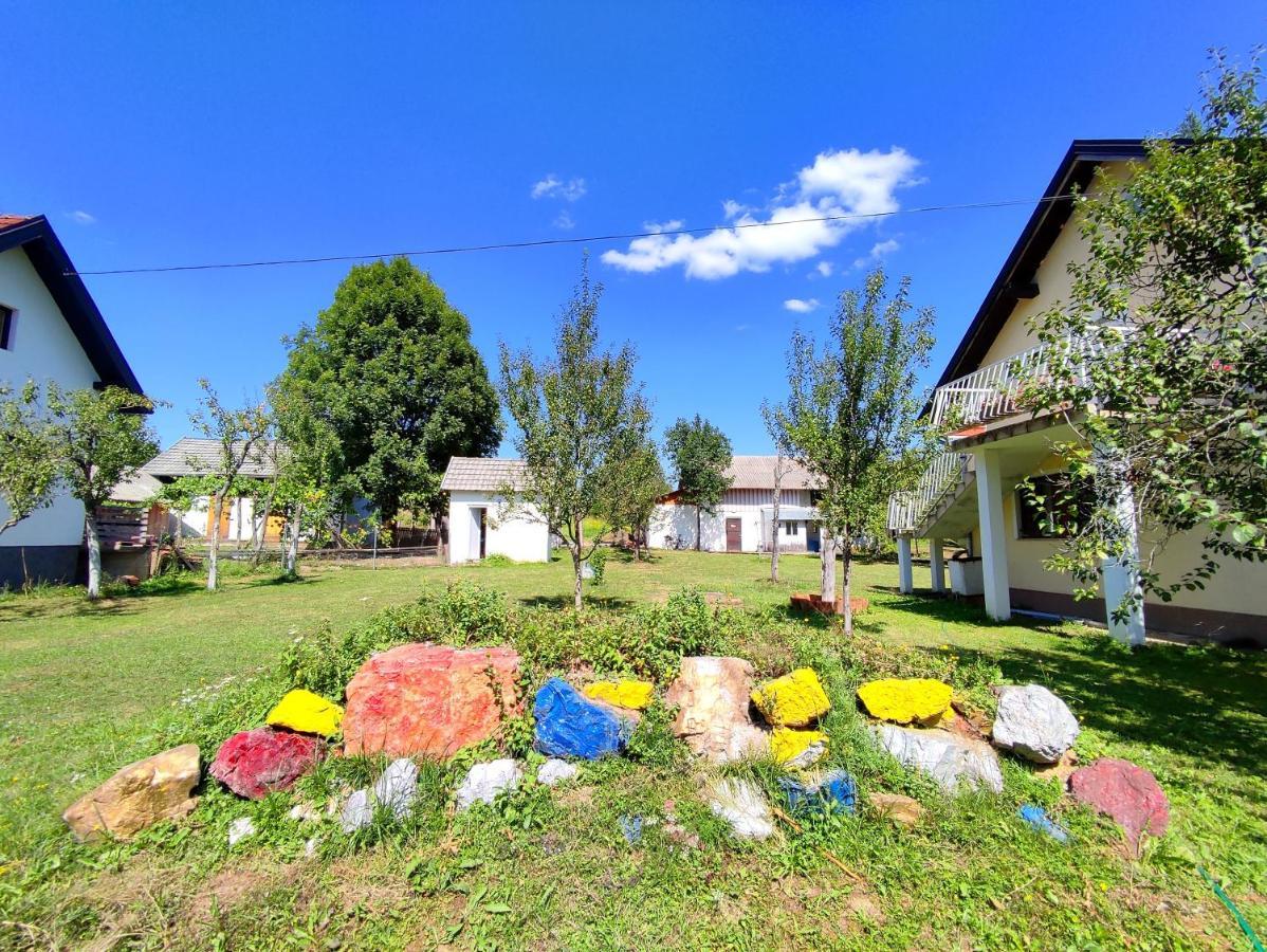Apartments Eco Forest Resort Rakovica Exterior photo