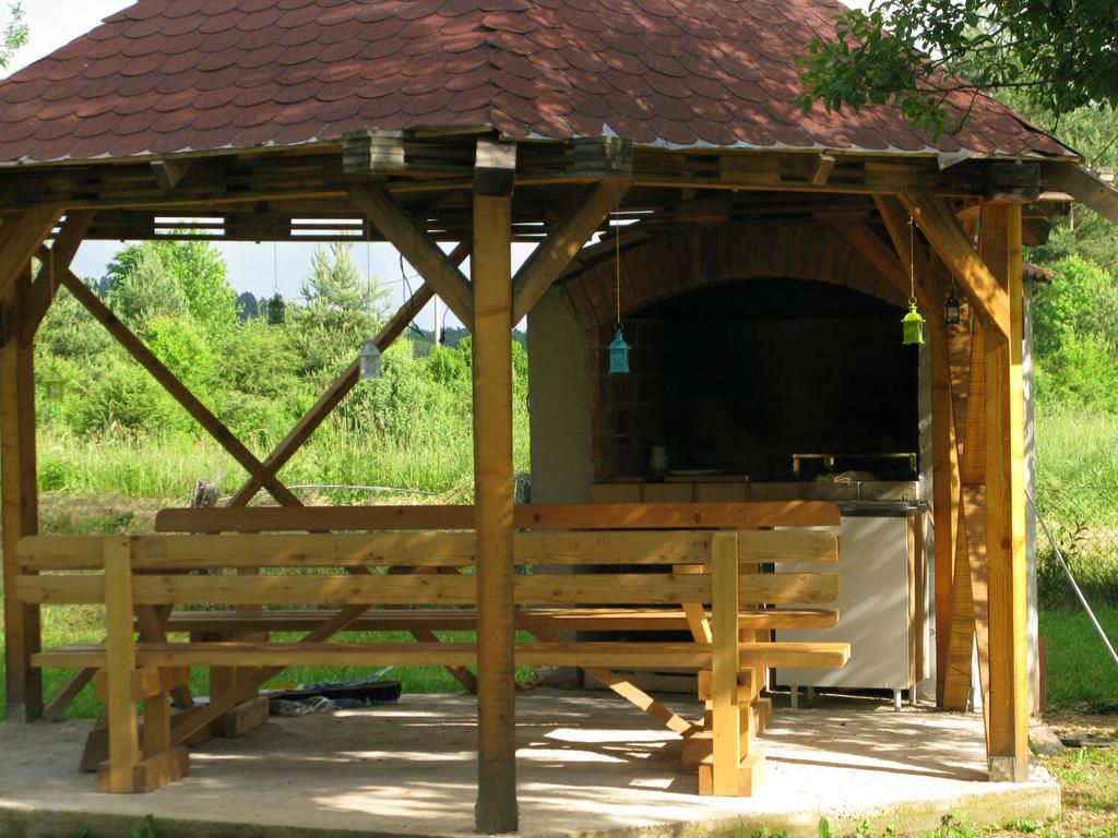 Apartments Eco Forest Resort Rakovica Exterior photo